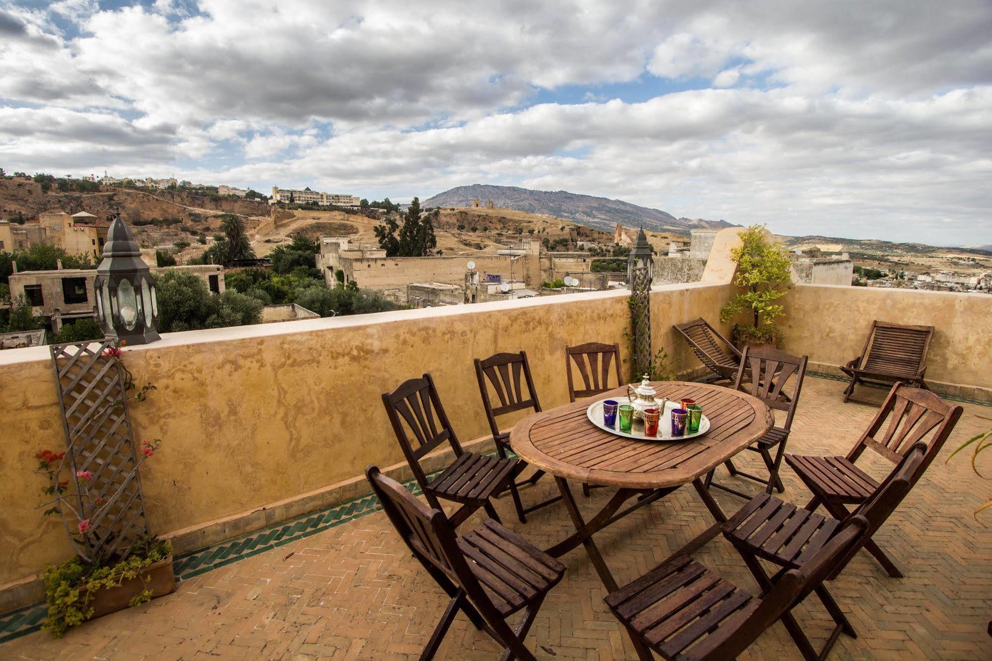 Riad Noujoum Medina Bed & Breakfast Fes Exterior photo