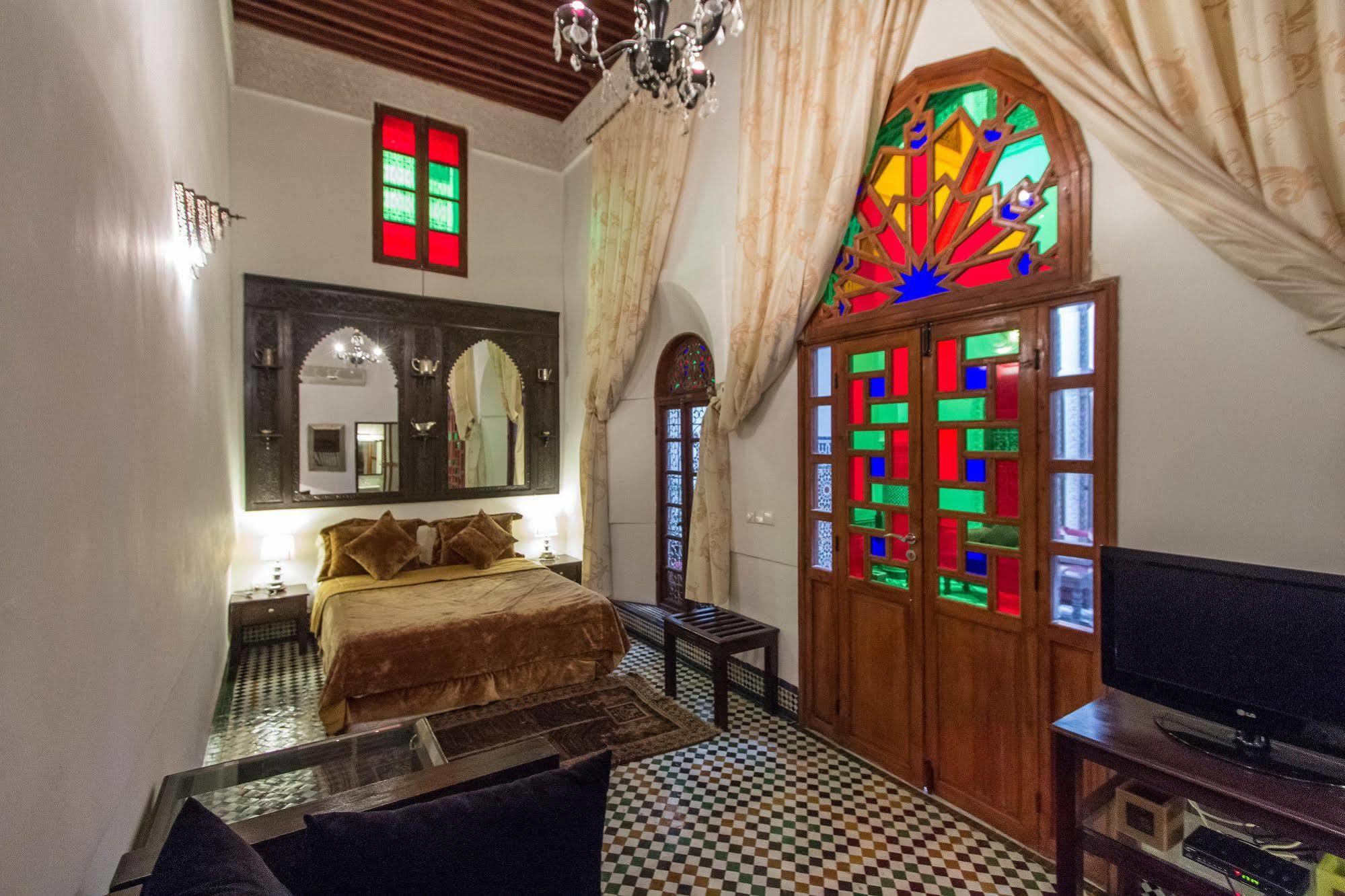 Riad Noujoum Medina Bed & Breakfast Fes Exterior photo